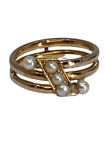 Bague 52 Bague en or, perles 58 Facettes
