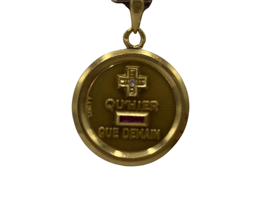 Pendentif AUGIS Médaille or 58 Facettes 096421021633