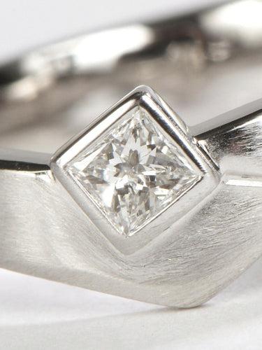 Bague 54 Bague Or blanc Diamant 58 Facettes 05672CD