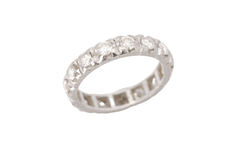 Bague Bague or blanc 18 carat et diamants 58 Facettes