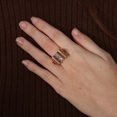 Bague 52 Bague Tank Diamants et pierres rouges 58 Facettes