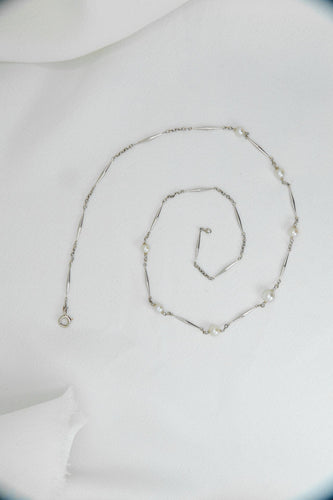 Collier Collier chaîne en or blanc, perles 58 Facettes 345