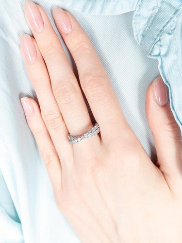 Bague 52.5 ALLIANCE DEMI TOUR DIAMANTS OR GRIS 58 Facettes 404 50032