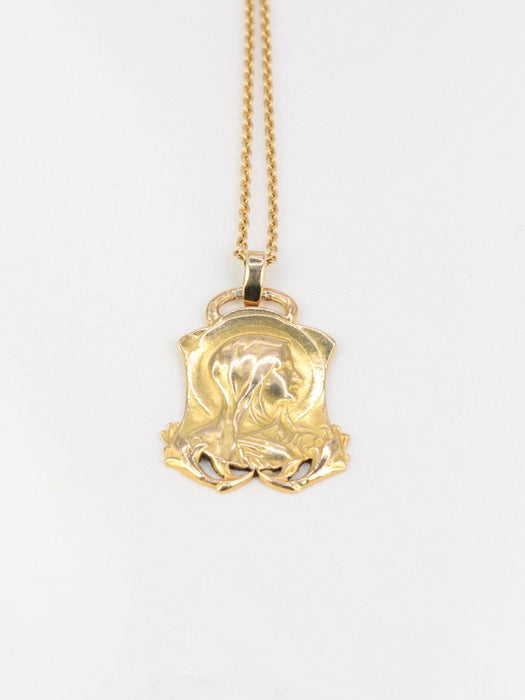 Montre Pendentif Art-Nouveau en or jaune 58 Facettes 555