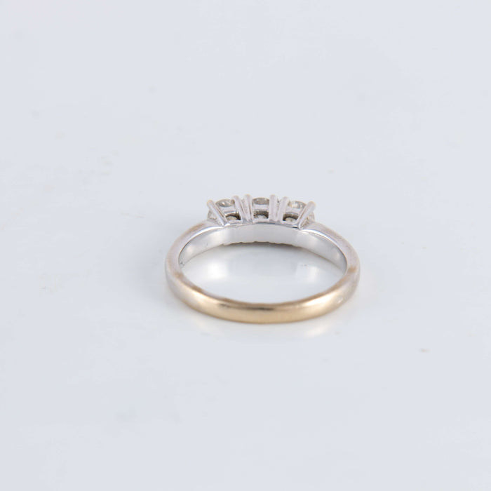 Bague 51 Bague Trilogie Diamants 0.45ct 58 Facettes FM103