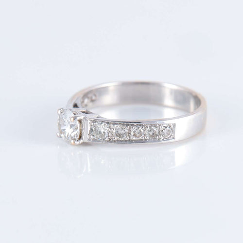 Bague 52 Bague Solitaire accompagné 58 Facettes JE229