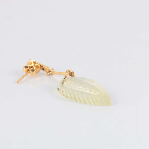 Boucles d'oreilles Boucles d'oreilles Feuille Citrine Diamants noirs 58 Facettes B601