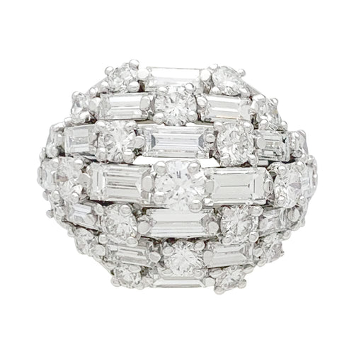 Bague 49 Bague dôme Van Cleef & Arpels en platine et diamants. 58 Facettes 29356-1