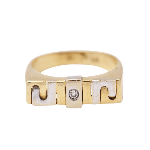 Ring 57 Rectangular signet ring in 18k gold with zirconia 58 Facettes E358959