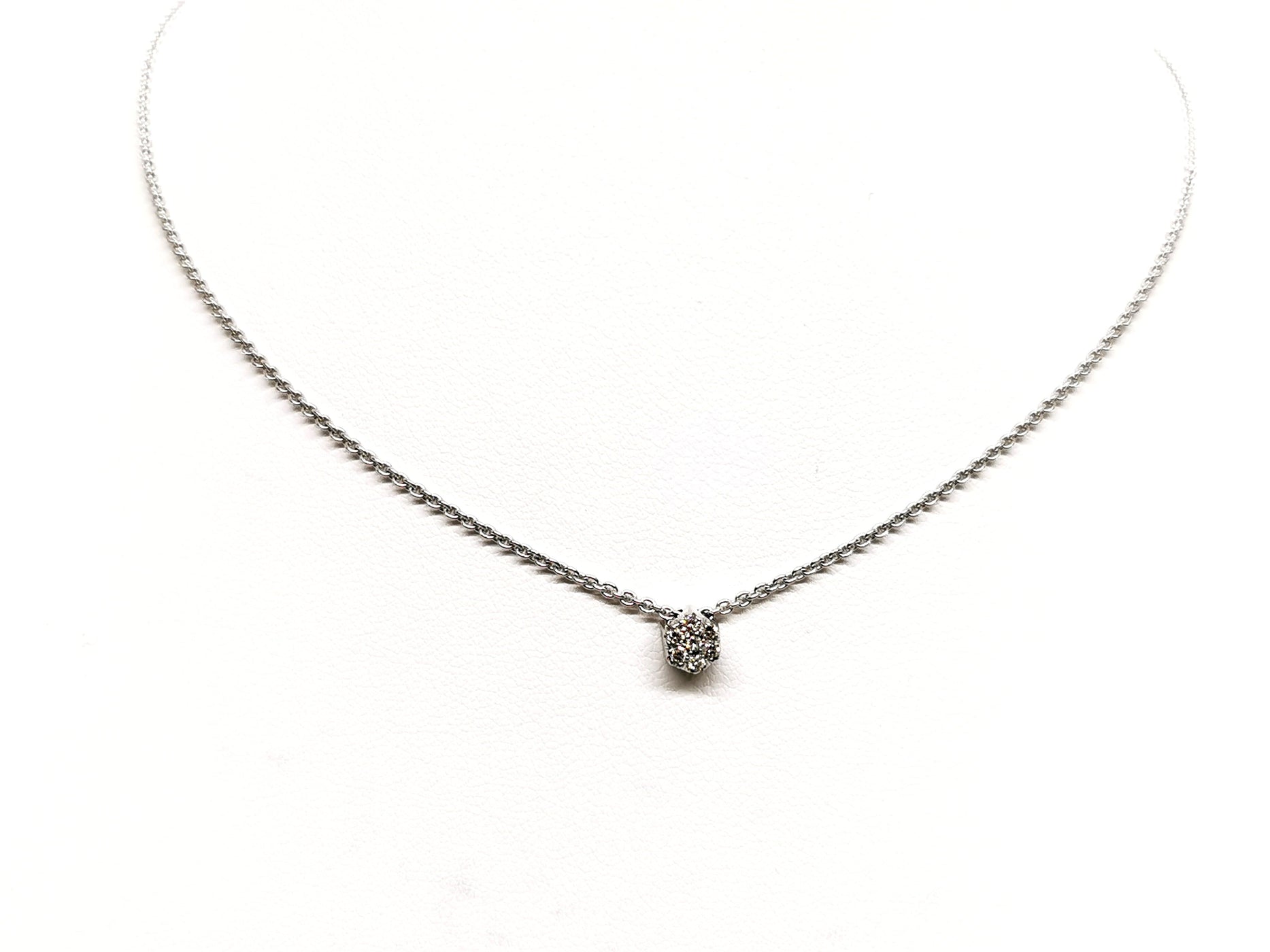 Collier Pendentif Pomme En Cristal Couleur Or Avec Feuille - Réf. 3286, Occasion Impeccable