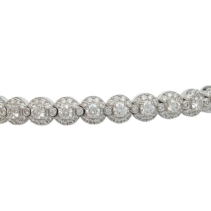 Bracelet Messika, modèle "Joy Diamond Halo", diamants et or blanc.