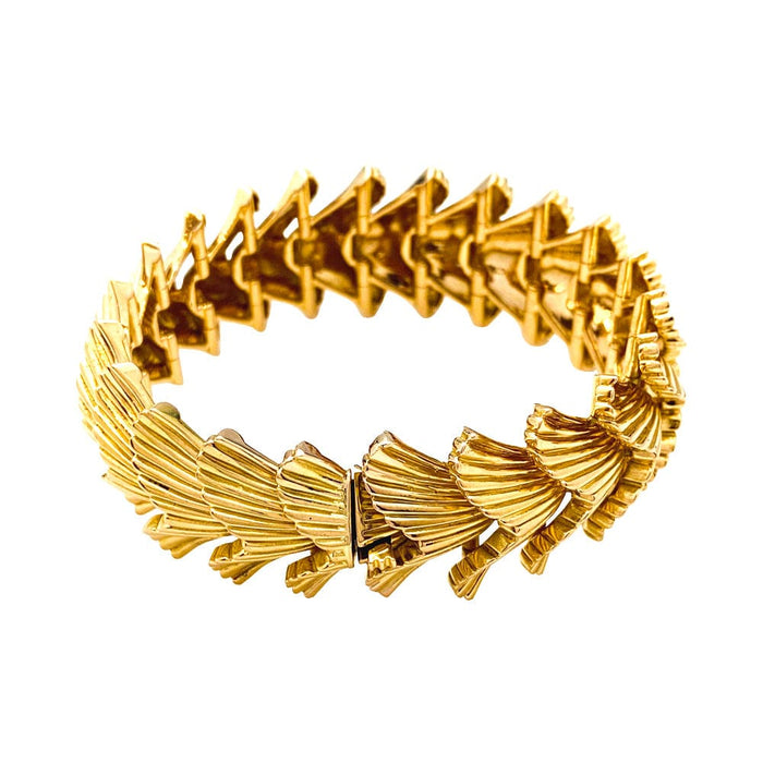 Yellow gold articulated bracelet.
