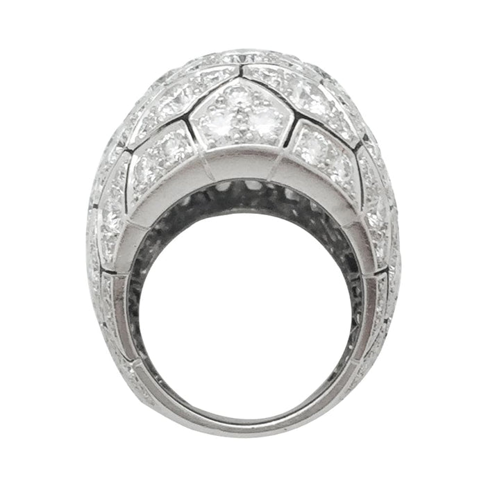 Cartier "Serpentine" ring in platinium and diamonds.