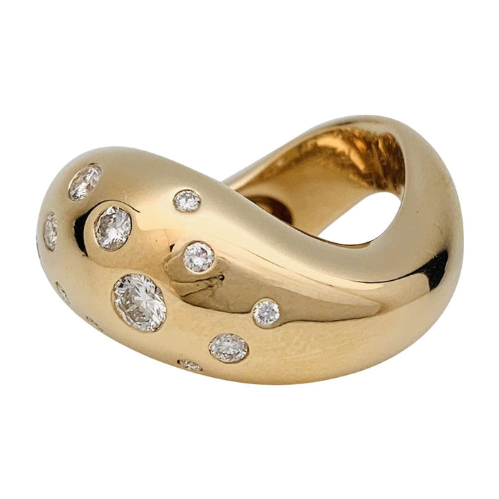 Fred ring "Mouvementé" model in yellow gold, diamonds.