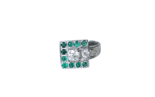 Chevalière Art Deco émeraudes et diamants 58 Facettes