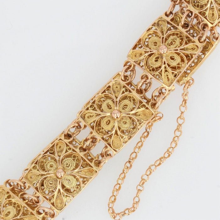 Bracelet Bracelet en or à maillons carrés filigranés 58 Facettes 21-047