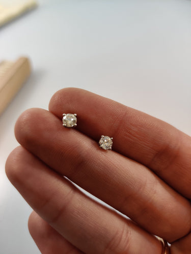 Boucles d'oreilles Paire de boucles d'oreilles diamants, or blanc 18 carats 58 Facettes