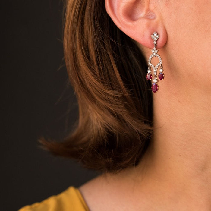 Boucles d'oreilles Boucles d'oreilles pendantes rubis et diamants 58 Facettes G31-7982904