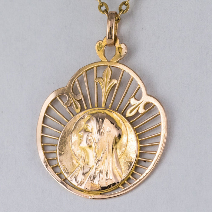 Pendentif Médaille ancienne or rose Vierge auréolée 58 Facettes 19-675