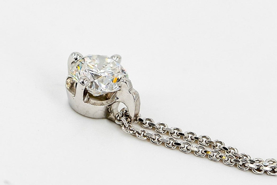Collier Collier Chaîne + pendentif Or blanc Diamant 58 Facettes 05592CD