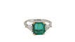 Bague 53.5 Bague émeraude de Colombie, or blanc et diamants triangle 58 Facettes F 4926