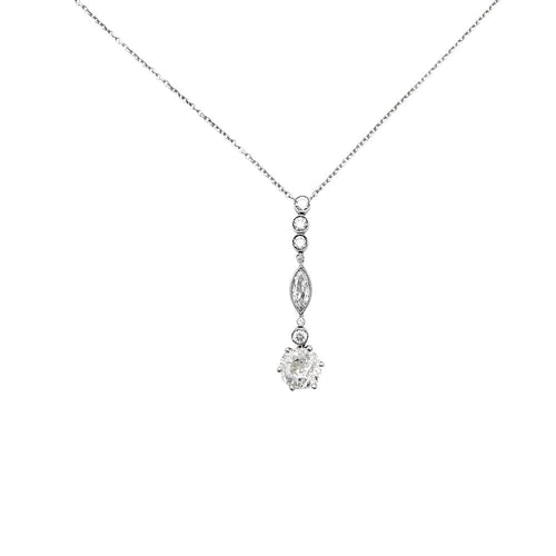 Collier Collier style Art Déco en or blanc platine et diamants. 58 Facettes 30602