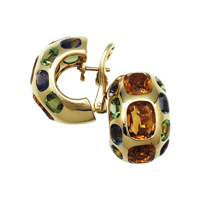 Boucles d'oreilles Chanel, modèle "Coco", or jaunes et pierres fines.