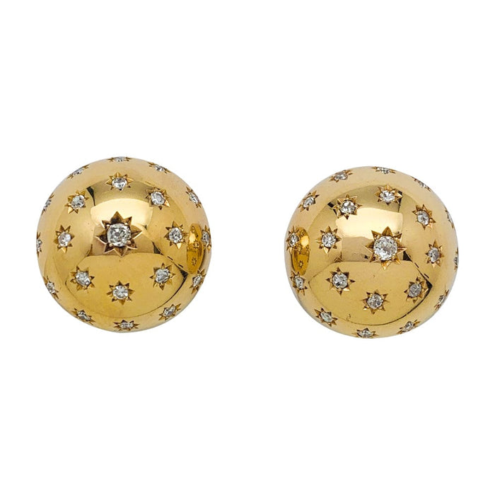 Boucles d'oreilles demi-sphères en or jaune et diamants.
