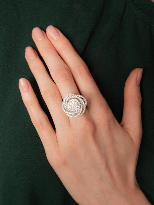 Bague fleur diamant discount chanel