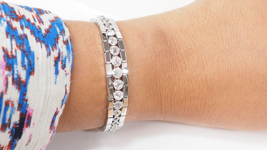 Bracelet 17cm Bracelet rivière ancien en or blanc et diamants 58 Facettes 32319