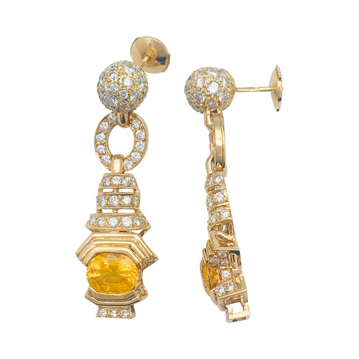 Boucles d'oreilles Boucles d'oreilles en or jaune saphirs jaunes et diamants. 58 Facettes 31560