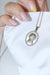 Collier Médaille religieuse sur chaîne Art Déco or blanc, nacre et perles 58 Facettes