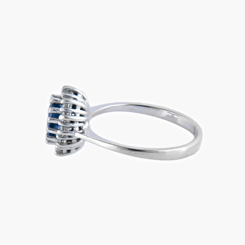 Bague Saphirs / Or Blanc / 48 BAGUE Marguerite « FLEUR » OR & SAPHIR 58 Facettes BO/220062