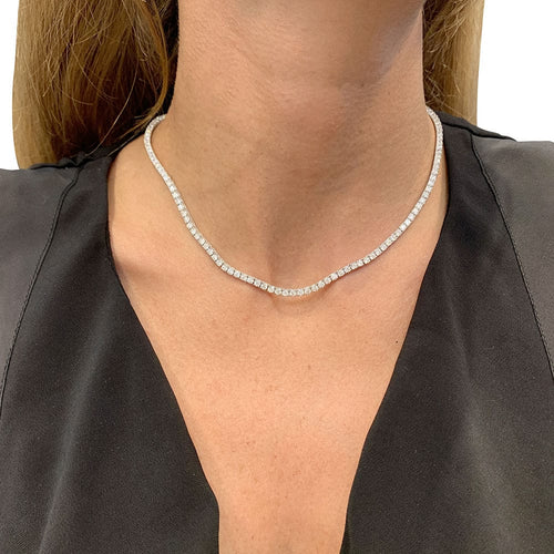 Collier Collier rivière diamants en or blanc. 58 Facettes 31822