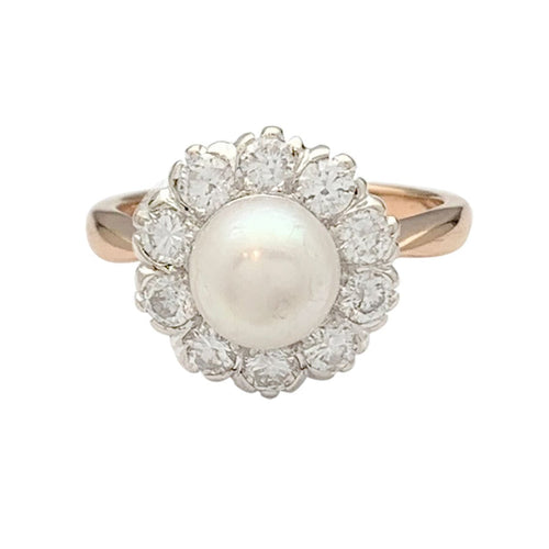 Bague 53 Bague marguerite perle et diamants. 58 Facettes 32110