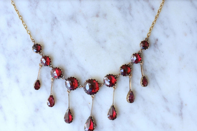 Collier Collier draperie grenats 58 Facettes