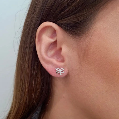 Boucles d'oreilles Boucles d'oreilles noeuds diamants or blanc 58 Facettes