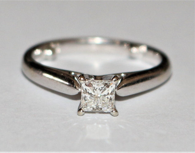 Bague 51 Bague solitaire taille princesse 58 Facettes 396