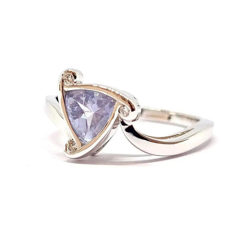 Bague Bague saphir milky diamants or blanc 58 Facettes