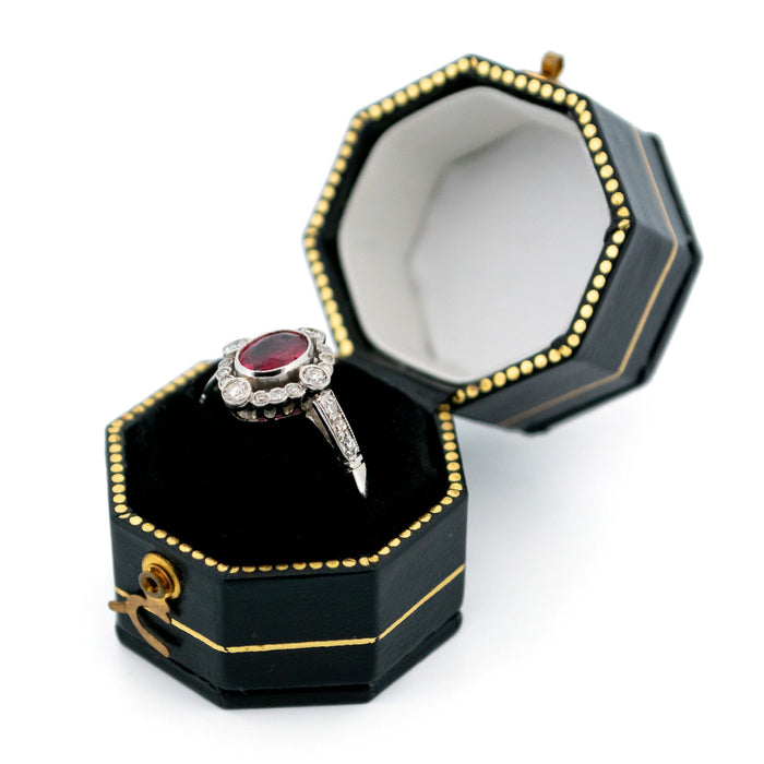 Bague 55 Bague "Quatrefoil" Platine Diamant Rubis 58 Facettes 5D1A72A5A0884D5C906DB26350BA9C87