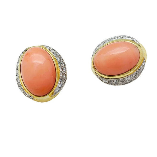 Boucles d'oreilles Boucles d'oreilles en or jaune, corail et diamants. 58 Facettes 30726