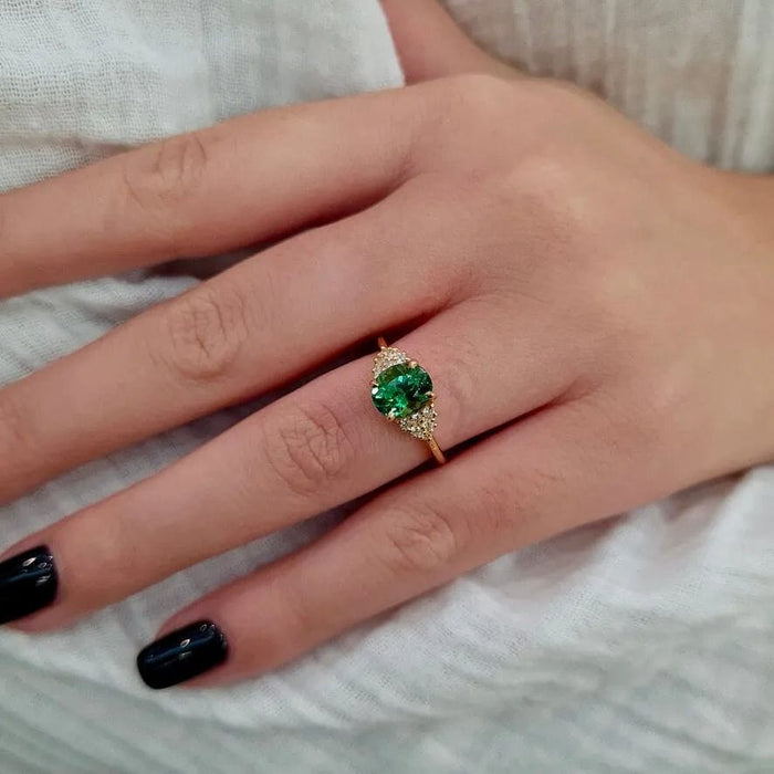 Bague Bague tourmaline verte diamants or jaune 58 Facettes