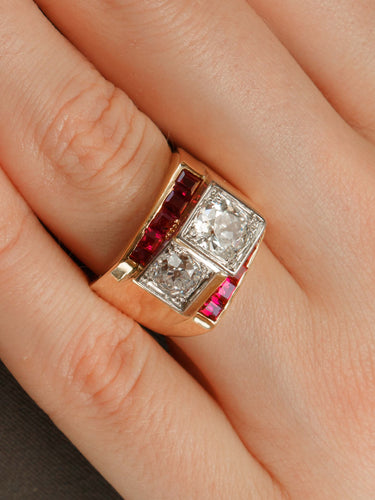 Bague 52 Bague Rétro en or jaune et platine, diamants et rubis 58 Facettes