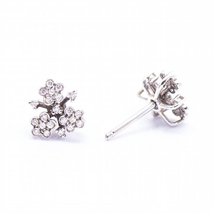 Boucles d'oreilles Boucles d'oreilles PASQUALE BRUNI Or blanc fleur de Diamants 58 Facettes D360382CS