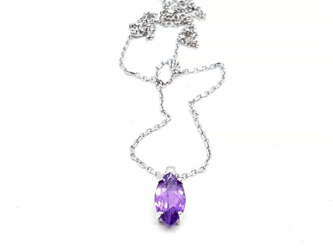 Collier Collier Chaîne + pendentif Or blanc Améthyste 58 Facettes 06235CD