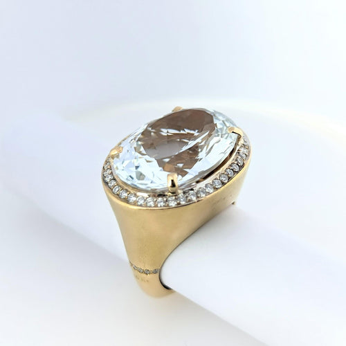 Bague Bague cocktail en or jaune diamants et topaze 58 Facettes 25024