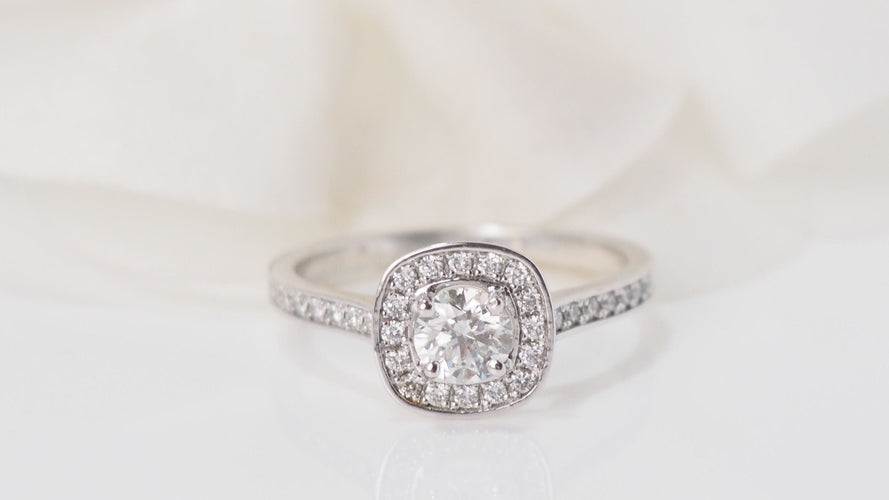 Bague 53 Solitaire en Or blanc et diamants 58 Facettes 31789/31786