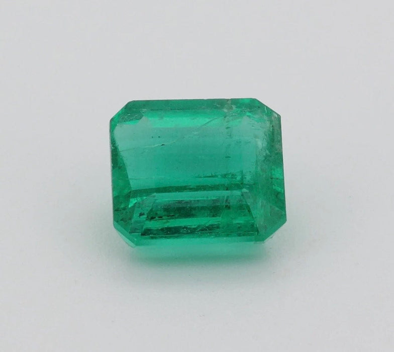 Gemstone Emeraude 1.55cts du Brésil 58 Facettes 182