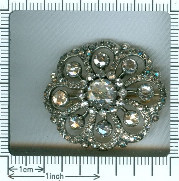 Broche Broche bijou diamant 58 Facettes 19198-0159