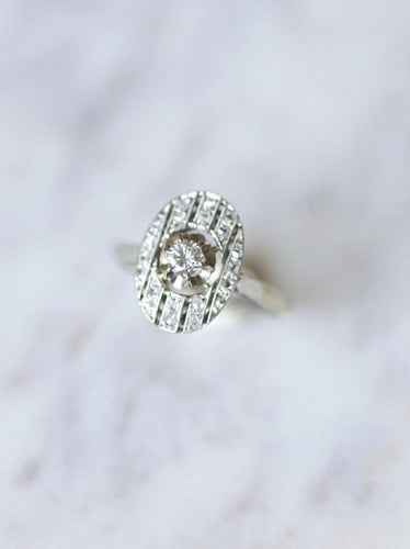 Bague Bague de fiançailles ovale Art Deco platine or blanc et diamants 58 Facettes